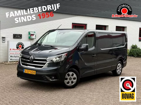 Renault Trafic GB 2.0 Blue dCi 150pk L2H1 T30 EDC Advance/ Camera achter/ Trekhaak/ Vloer + wand platen/ Led koplampen/ Apple Carplay/ 1 Eigenaar/ Origineel NL/ NAP