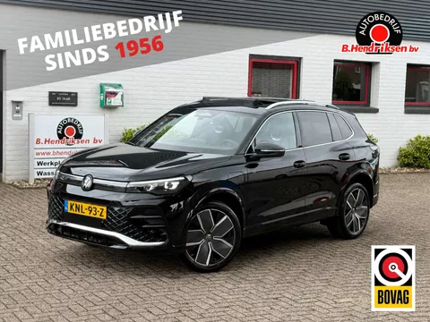 VOLKSWAGEN Tiguan 1.5 eHybrid 272pk DSG-6 R-Line Edition/ Panoramadak/ Comfort pakket/ Tech pakket/ 20 Inch velgen/ 360 Camera/ Head up display/ 5 Jaar garantie