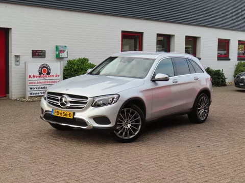 MERCEDES GLC-Klasse 250 211pk 4MATIC 9G-TRONIC Prestige/ Burmester sound/ Keyless entry/ DAB/ Trekhaak/ Adaptieve cruise/ Camera achter/ Origineel NL/ NAP