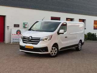 Renault Trafic GB 2.0 Blue dCi 110pk L2H1 T30 Work Edition/ Trekhaak/ Vloer + wandplaten/ Apple Carplay/ DAB/ Led koplampen/ 1 Eigenaar/ Origineel NL/ NAP