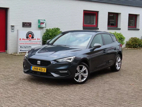 SEAT Leon 1.4 TSI e-Hybrid PHEV 204pk DSG-6 FR Business Intense/ SOH 98%/ Stuur + stoelverwarming/ Adaptieve cruise/ DAB/ Dealer onderhouden