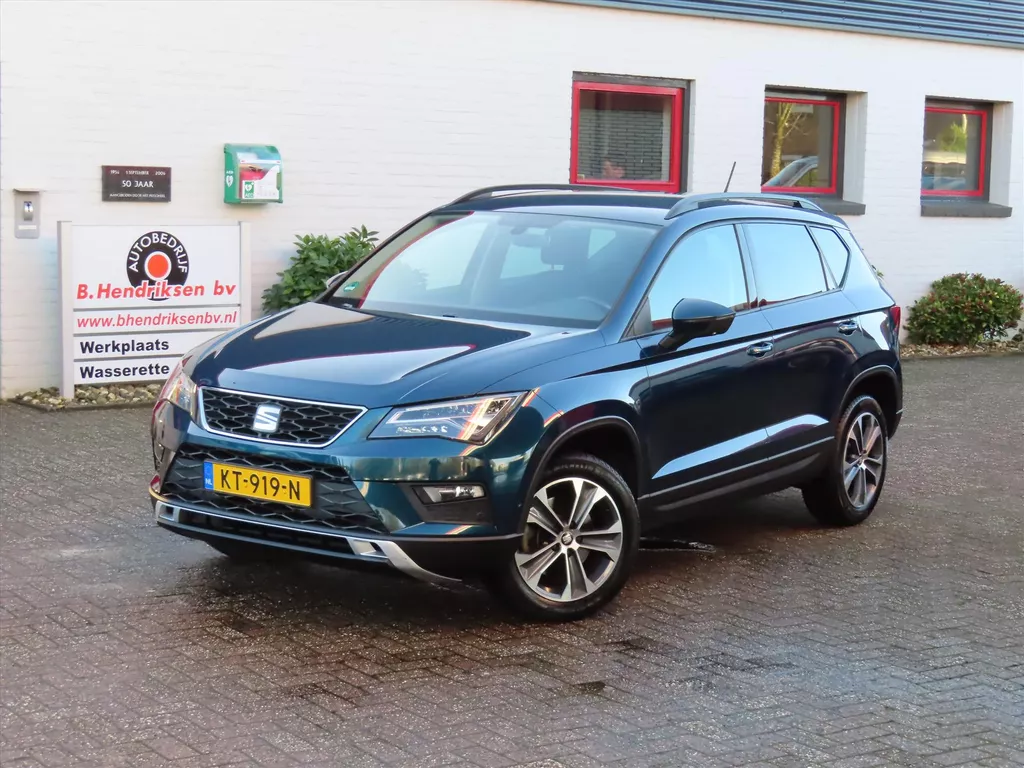 Seat Ateca 1.0 EcoTSI 115pk Style | Trekhaak/ Camera achter/ DAB/ Parkeersensoren/ Led koplampen/ Apple Carplay/ Navigatie/ Origineel NL/ NAP