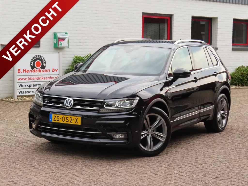 Volkswagen Tiguan 1.5 TSI 130pk Comfortline Business R-line/ Apple Carplay/ Led koplampen/ Climatronic/ PDC V+A/ Elektrische achterklep/ 1 Eigenaar/ Origineel NL/ NAP