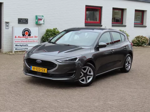Ford Focus 1.0 EcoBoost 100pk Connected/ All season banden/ Parkeersensoren V+A/ Navigatie/ Apple Carplay/ Cruise control/ 1 Eigenaar/ Origineel NL/ NAP