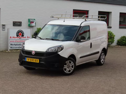 Fiat Doblo Cargo GB 1.3 MJ 80pk L1H1 Actual/ Airco/ All season banden/ Trekhaak/ Imperiaal RVS/ 1 Eigenaar/ Origineel NL/ NAP