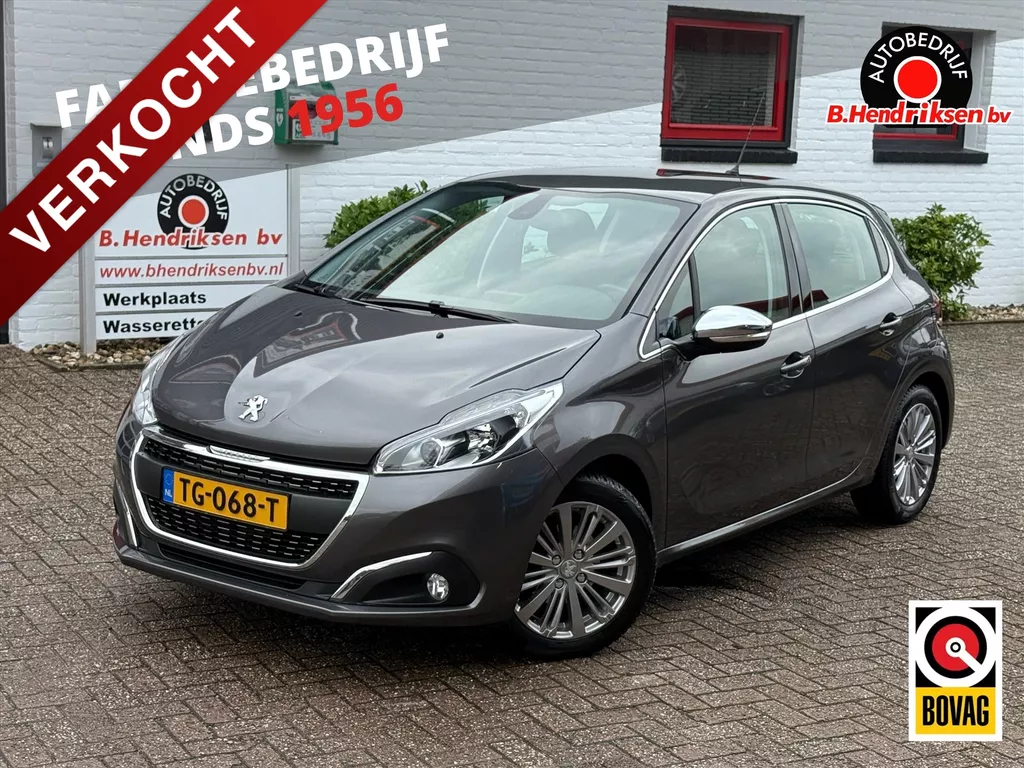 Peugeot 208 1.2 Puretech 82pk 5D Blue Lease Executive/ Apple Carplay/ Navigatie/ DAB/ Cruise control/ Parkeersensoren/ Lichtmetalen velgen/ Origineel NL/ NAP