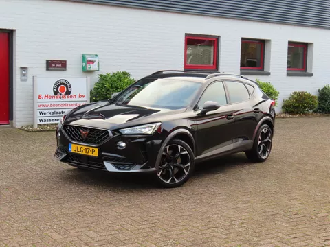 Cupra Formentor 1.4 e-Hybrid 245pk DSG-6 VZ Performance/ SOH 100%/ Dealer onderhouden/ 1 Eigenaar/ Stuur + stoel verwarming/ Camera achter/ Adaptieve cruise/ DAB
