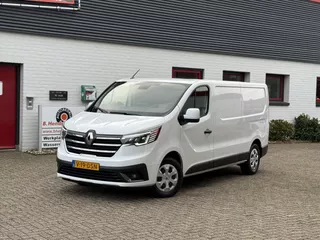 Renault Trafic GB 2.0 Blue dCi 110pk L2H1 T30 Work Edition/ Trekhaak/ All season banden/ Vloer + wandplaten/ Apple Carplay/ Cruise/ 1 Eigenaar/ Origineel NL/ NAP