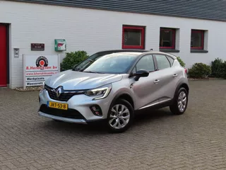 RENAULT Captur Mild Hybrid 140pk EDC Intens/ Parkeercamera achter/ Stoelverwarming/ Navigatie/ DAB/ Keyless entry/ Dealer onderhouden