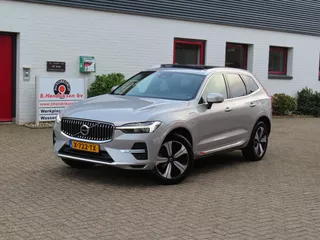 Volvo XC60 T6 Plug-In Hybrid 350pk Aut AWD Essential Edition Bright/ bekleding leder/ Trekhaak/ Panoramadak/ Adaptieve cruise/ DAB/ 1 Eigenaar/ Origineel NL/ NAP