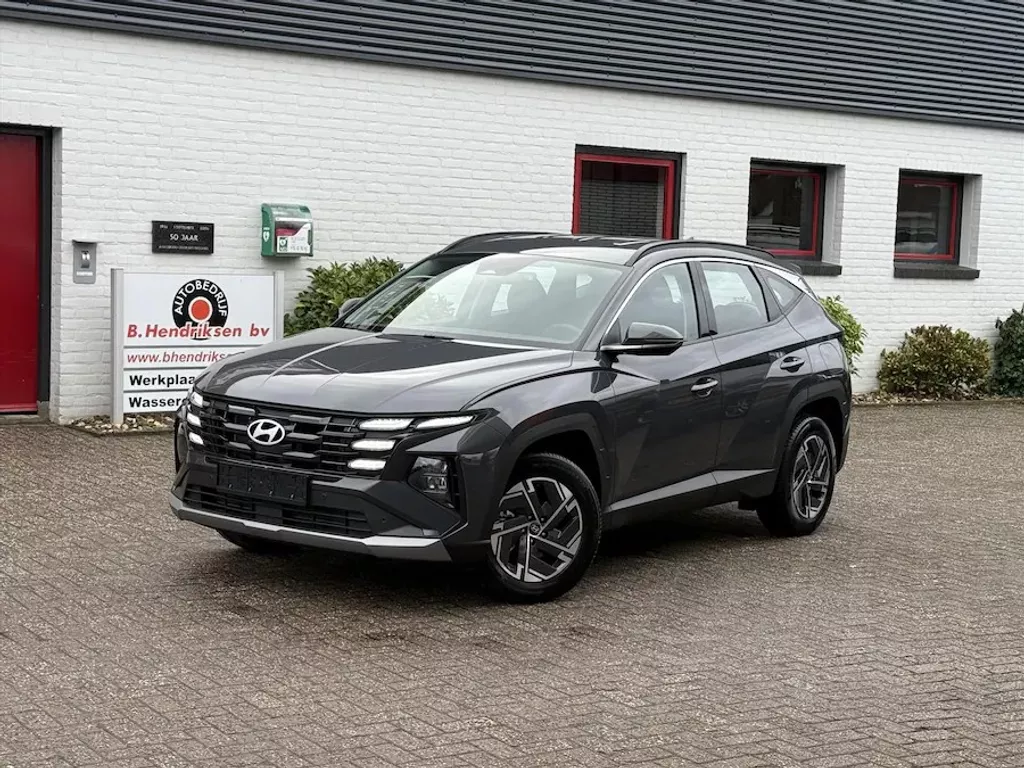 HYUNDAI Tucson 1.6 T-GDi PHEV 252pk 2WD Aut Comfort/ Nieuwe voorraad auto met 8500 euro voordeel/ Adaptieve cruise/ Apple Carplay/ DAB/ Stoel + stuur verwarming