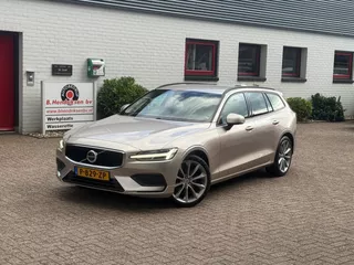 VOLVO V60 B3 163pk Mild Hybrid Aut Essential/ Navigatie/  19 Inch velgen/ Apple Carplay/ DAB/ Camera achter/ 1 Eigenaar/ Origineel NL/ NAP