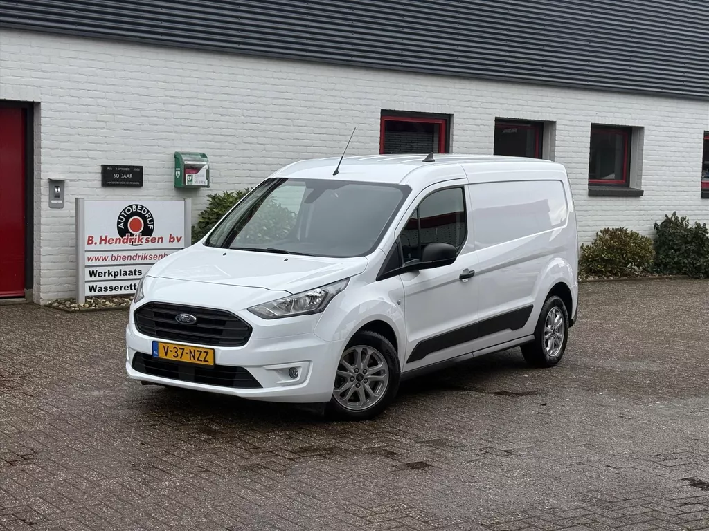Ford Transit Connect L2 1.5 EcoBlue 100pk Aut Trend/ All season banden/ Trekhaak/ Camera achter/ Stoelverwarming/ Vloer + wandplaten/ Cruise control