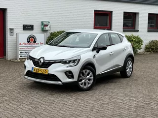 Renault Captur E-Tech Plug-In Hybrid 160pk Intens/ SOH 100%/ Trekhaak/ Parelmoer wit/ Camera achter/ Led koplampen/ Stoelverwarming/ Dealer onderhouden