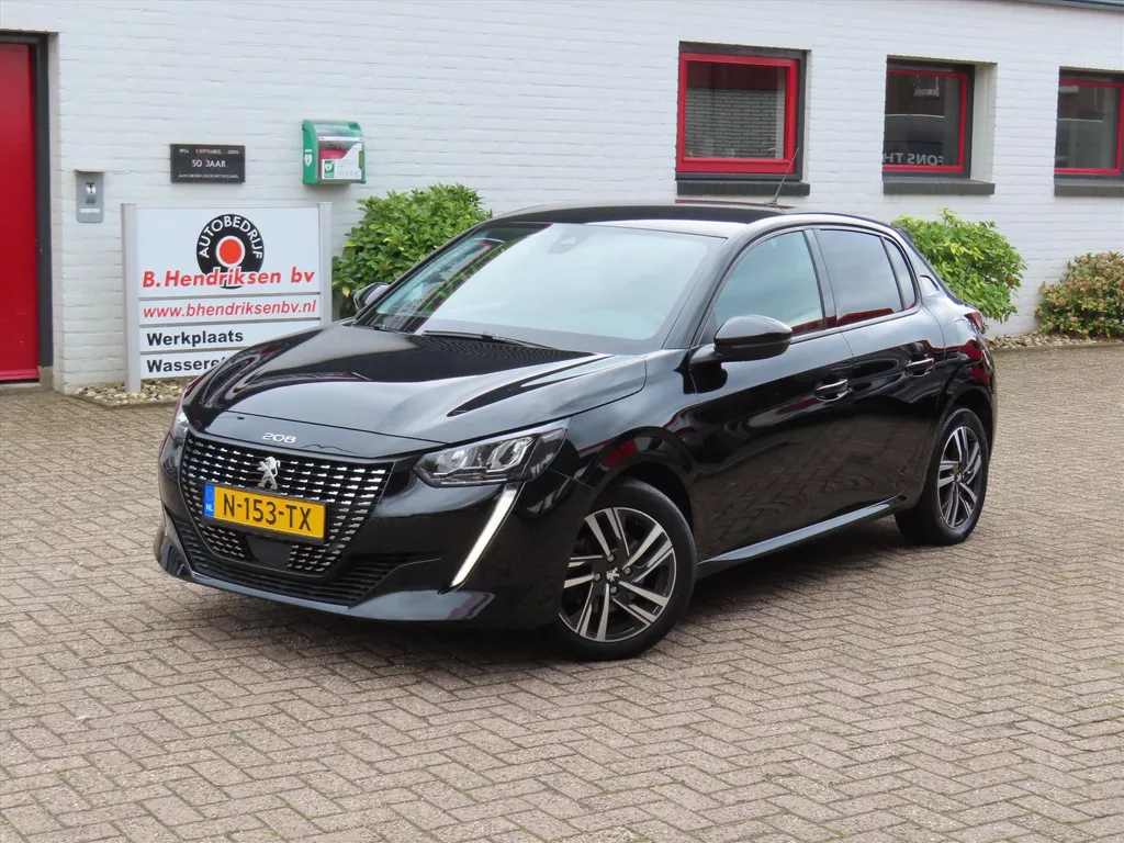 PEUGEOT 208 1.2 PureTech 100pk Allure/ Apple Carplay/ Led koplampen/ Cruise control/ Camera achter/ DAB/ 1 Eigenaar/ Origineel NL/ NAP