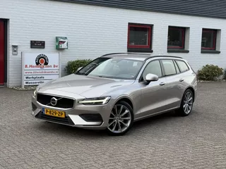 VOLVO V60 B3 163pk Mild Hybrid Aut Essential/ Navigatie/  19 Inch velgen/ Apple Carplay/ DAB/ Camera achter/ 1 Eigenaar/ Origineel NL/ NAP