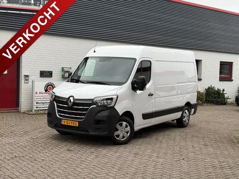 Renault Master GB 2.3 Blue dCi 150pk L2H2 T35 FWD Work Edition/ Trekhaak/ Vloer + wandplaat/ Camera achter/ Navigatie/ 1 Eigenaar/ Origineel NL/ NAP