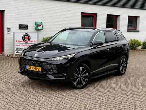 MG Hs 1.5T GDI 272pk PHEV Aut Luxury/ Nieuwe voorraad auto/ 100 KM elektrisch bereik/ Lederen bekleding/ Stoel + stuurwiel verwarming/ Apple Carplay