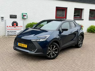 TOYOTA C-Hr 2.0 High Power PHEV 223pk CVT Dynamic/ Blauw met zwart dak/ Apple Carplay/ Keyless entry/ Stuur + Stoelverwarming/ Camera achter/ Nieuwe voorraad auto