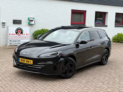 Byd Seal 6 Touring 1.5 DM-i 212PK PHEV Comfort/ Panoramadak/ 18 Inch/ Adaptieve cruise/ 360 Camera/ 8000 euro korting/ 100 KM elektrisch/ Nieuwe voorraad auto