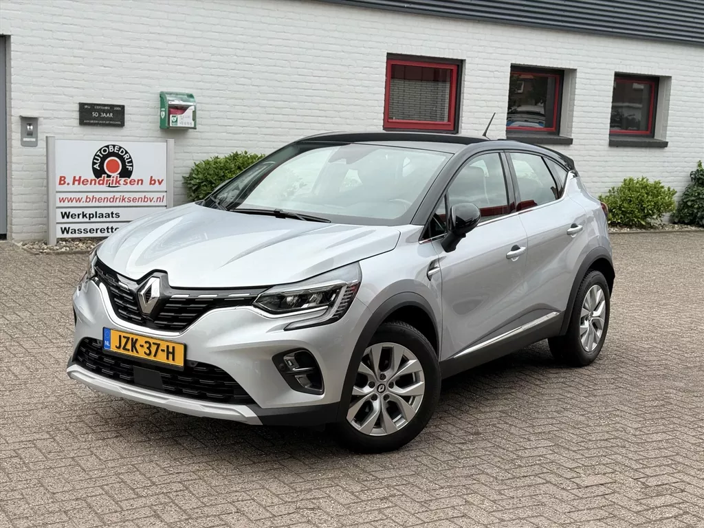 RENAULT Captur 1.3 TCe Mild Hybrid 140pk GPF Intens/ Adaptieve cruise/ 360 Graden camera/ Stoelverwarming voor + achter/ Apple Carplay/ Keyless entry/ DAB