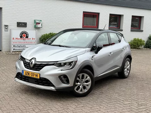 RENAULT Captur 1.3 TCe Mild Hybrid 140pk GPF Intens/ Adaptieve cruise/ 360 Graden camera/ Stoelverwarming voor + achter/ Apple Carplay/ Keyless entry/ DAB