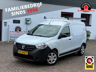 Dacia Dokker Van 1.5 dCi 75pk Ambiance/ Imperiaal/ Trekhaak/ Airco/  Vloer + wandplaten/ Navigatie/ Bluetooth/ 1 Eigenaar/ NAP
