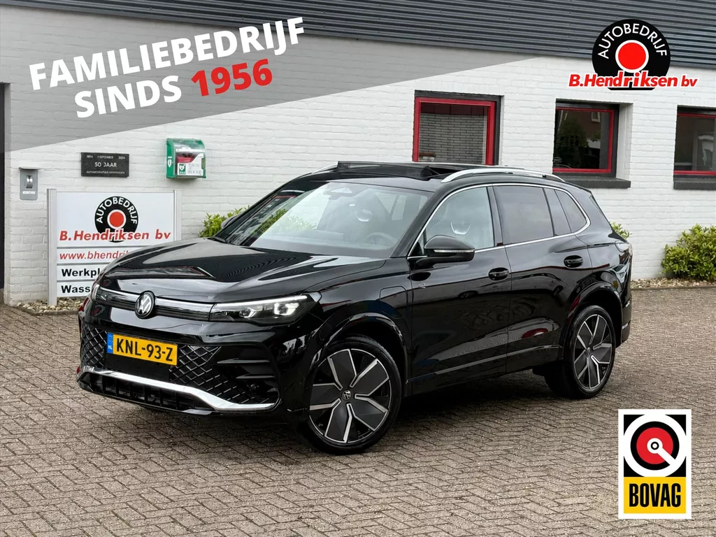 VOLKSWAGEN Tiguan 1.5 eHybrid 272pk DSG-6 R-Line Edition/ Panoramadak/ Comfort pakket/ Tech pakket/ 20 Inch velgen/ 360 Camera/ Head up display/ 5 Jaar garantie