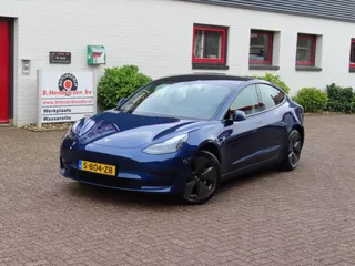 Tesla Model 3 Standard Plus RWD/ LFP Accu, SOH 96%/ Warmtepomp/ All season banden Michelin/ Origineel NL/ NAP