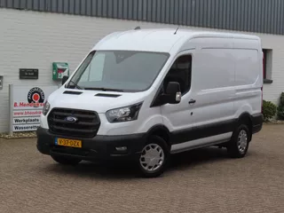 Ford Transit GB 350 L2H2 TDCi 105pk FWD Trend/ Trekhaak met 2500KG trekgewicht/ Parkeersensoren V+A/ DAB/ Cruise control/ 3 Zitplaatsen/ Airco/ Origineel NL/  NAP