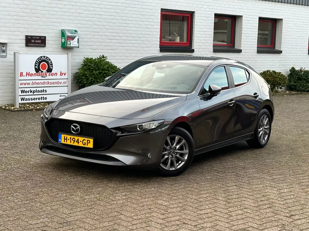 Mazda 3 Hatchback Skyactiv-X 180pk Comfort/ Bose sound/ DAB/ Apple Carplay/ Navigatie/ Lederen bekleding/ Keyless entry/ Camera achter/ 1 Eigenaar/ Origineel NL/ NAP