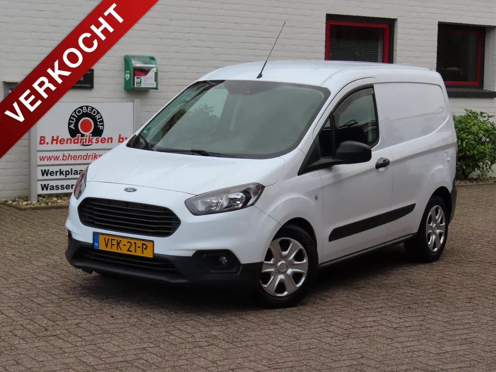 FORD Transit Courier GB 1.5 TDCi Duratorq 75pk Trend/ Trekhaak/ All season banden/ Cruise control/ Navigatie/ Airco/ Vloerplaat/ Bluetooth/ 1 Eigenaar/ Origineel NL/ NAP