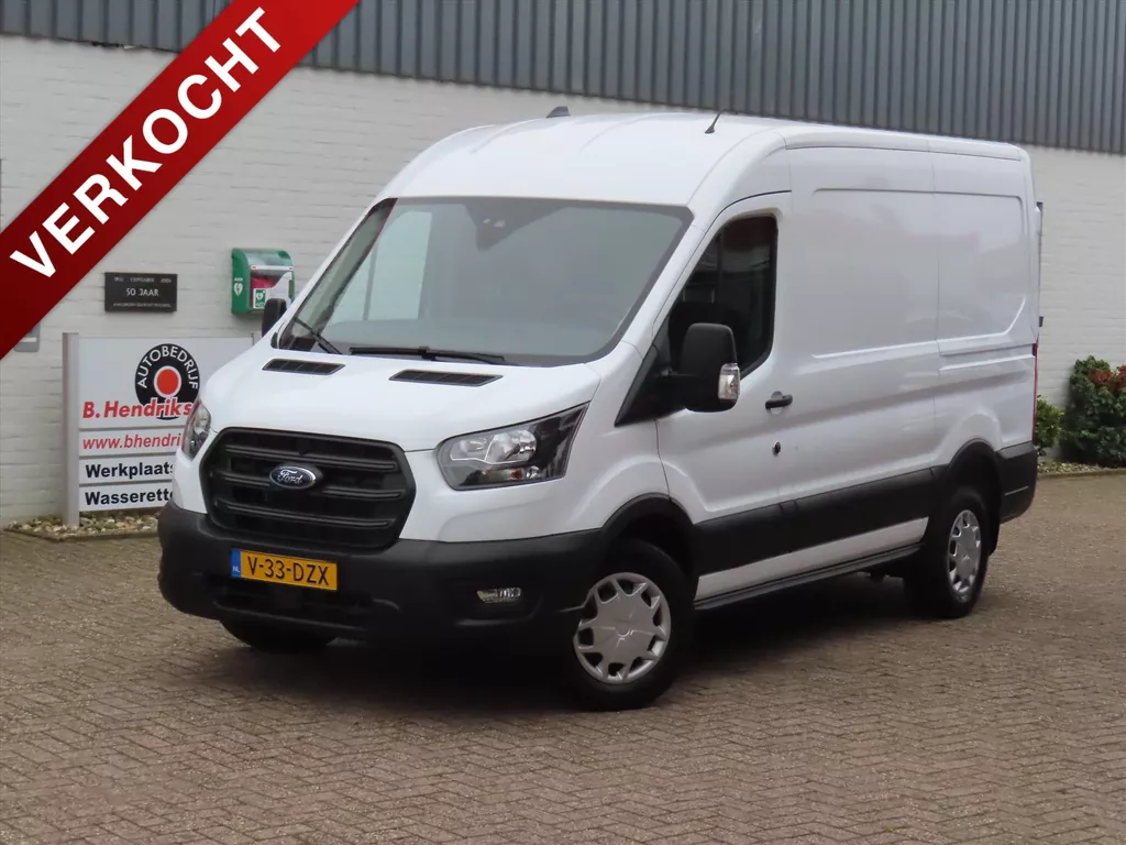 FORD Transit GB 350 L2H2 TDCi 105pk FWD Trend/ Trekhaak met 2500KG trekgewicht/ Parkeersensoren V+A/ DAB/ Cruise control/ 3 Zitplaatsen/ Airco/ Origineel NL/  NAP