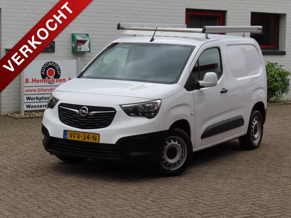 Opel Combo Cargo GB 1.5 Diesel 102pk Edition/ Imperiaal/ Trekhaak/ Airco/ Navigatie/ Apple Carplay/ Cruise control/ Stuurwielbediening/ 1 Eigenaar/ Origineel NL/ NAP