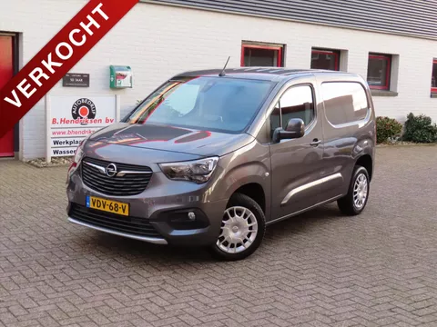 Opel Combo Cargo GB 1.5 Diesel 102pk Innovation/ Navigatie/ Stuurwiel verwarming/ Apple Carplay/ Camera achter/ Bumpers in kleur/ 1 Eigenaar/ Origineel NL/ NAP
