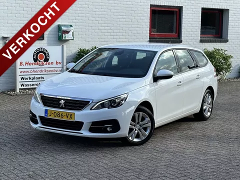 Peugeot 308 1.2 PureTech 110pk Active Pack/ Navigatie/ Apple Carplay/ All season banden/ Cruise control/ Parkeersensoren/ DAB/ 1 Eigenaar/ Origineel NL/ NAP