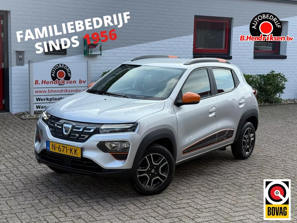 Dacia Spring 27KW Electric 45 Comfort Plus Orange Pack/ SOH 90%/ Snelladen met 30KW/ Lederen bekleding/ Navigatie/ Camera achter/ Origineel NL/ NAP