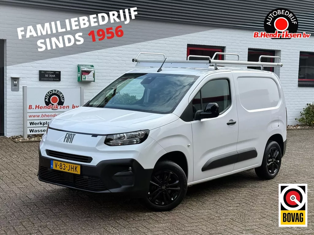 FIAT Doblo GB 1.5 BlueHDi 100pk L1/ Imperiaal/ Trekhaak/ Vloerplaat/ 3 Zitplaatsen/ Camera achter/ Lichtmetalen velgen/ Origineel NL/ NAP